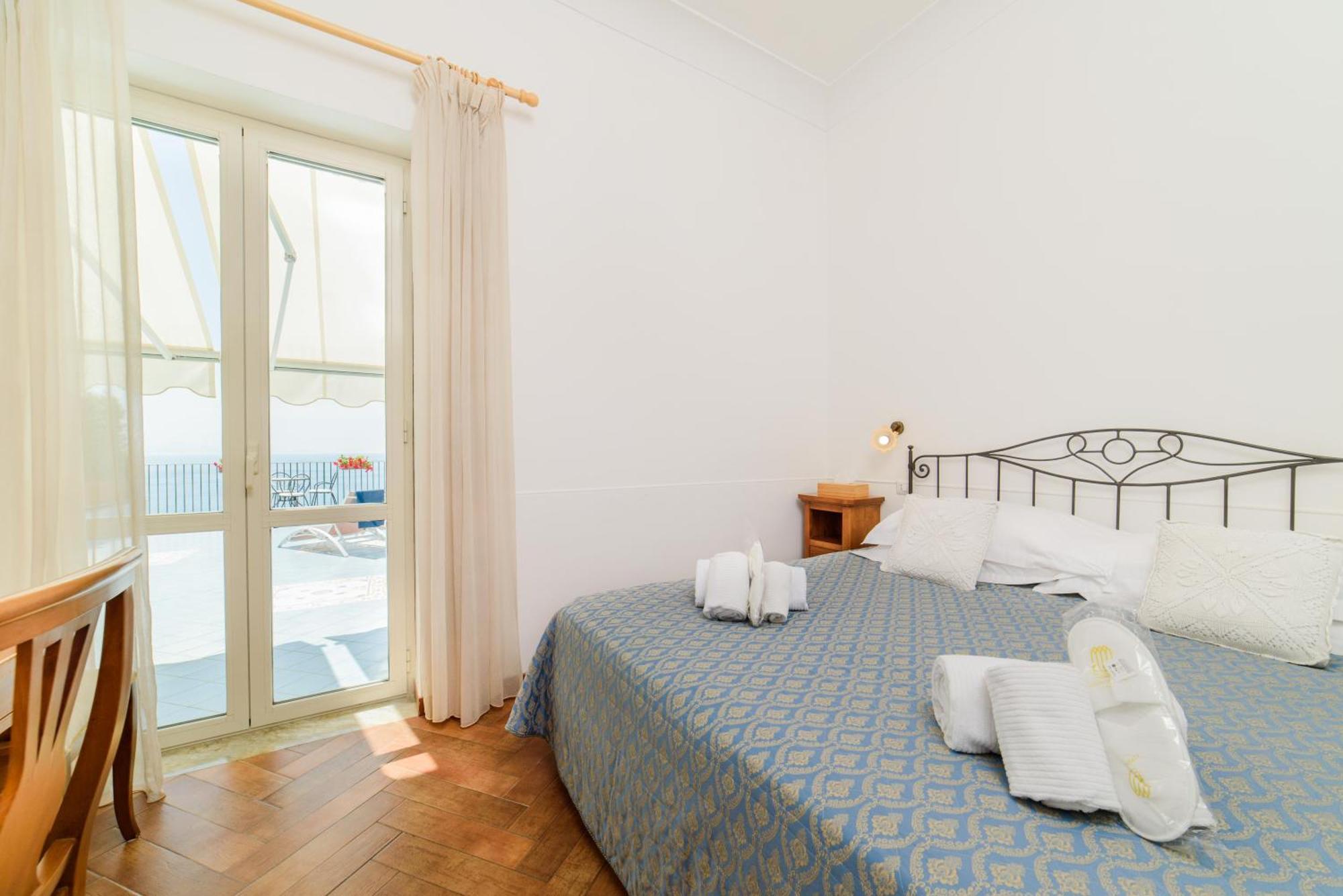 Hotel Il Nido Амалфи Екстериор снимка