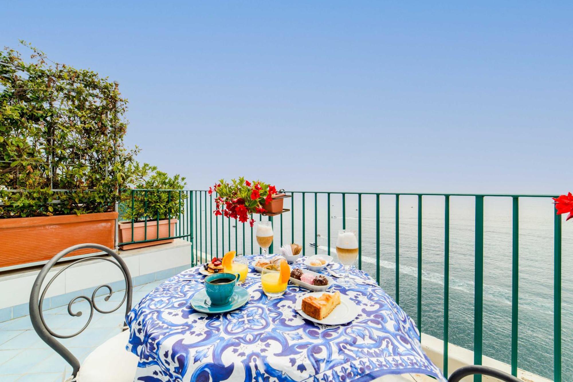 Hotel Il Nido Амалфи Екстериор снимка