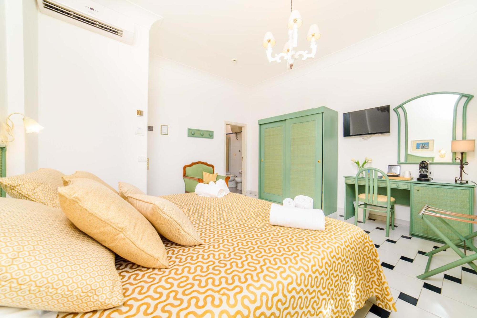 Hotel Il Nido Амалфи Екстериор снимка
