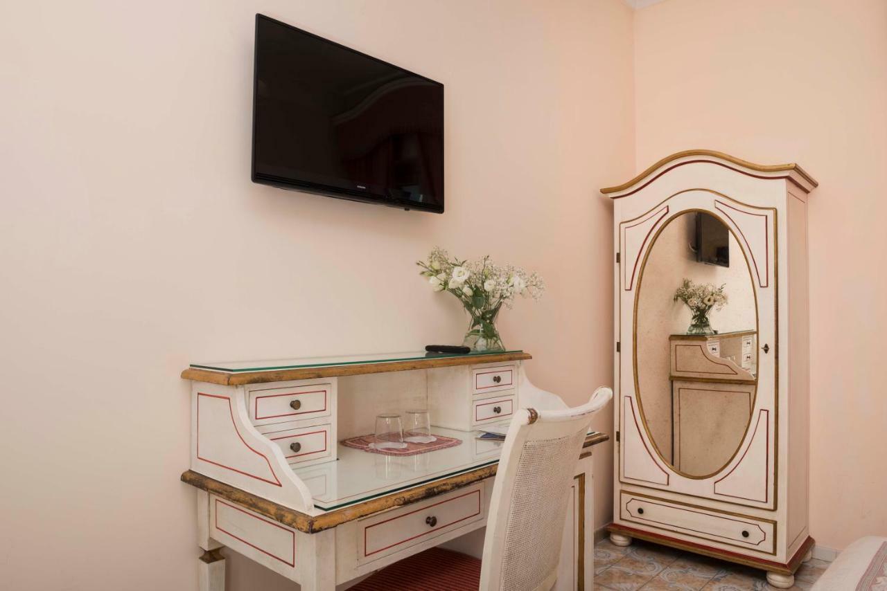Hotel Il Nido Амалфи Екстериор снимка