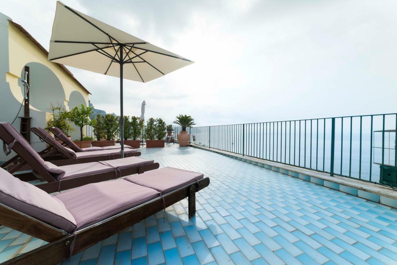 Hotel Il Nido Амалфи Екстериор снимка