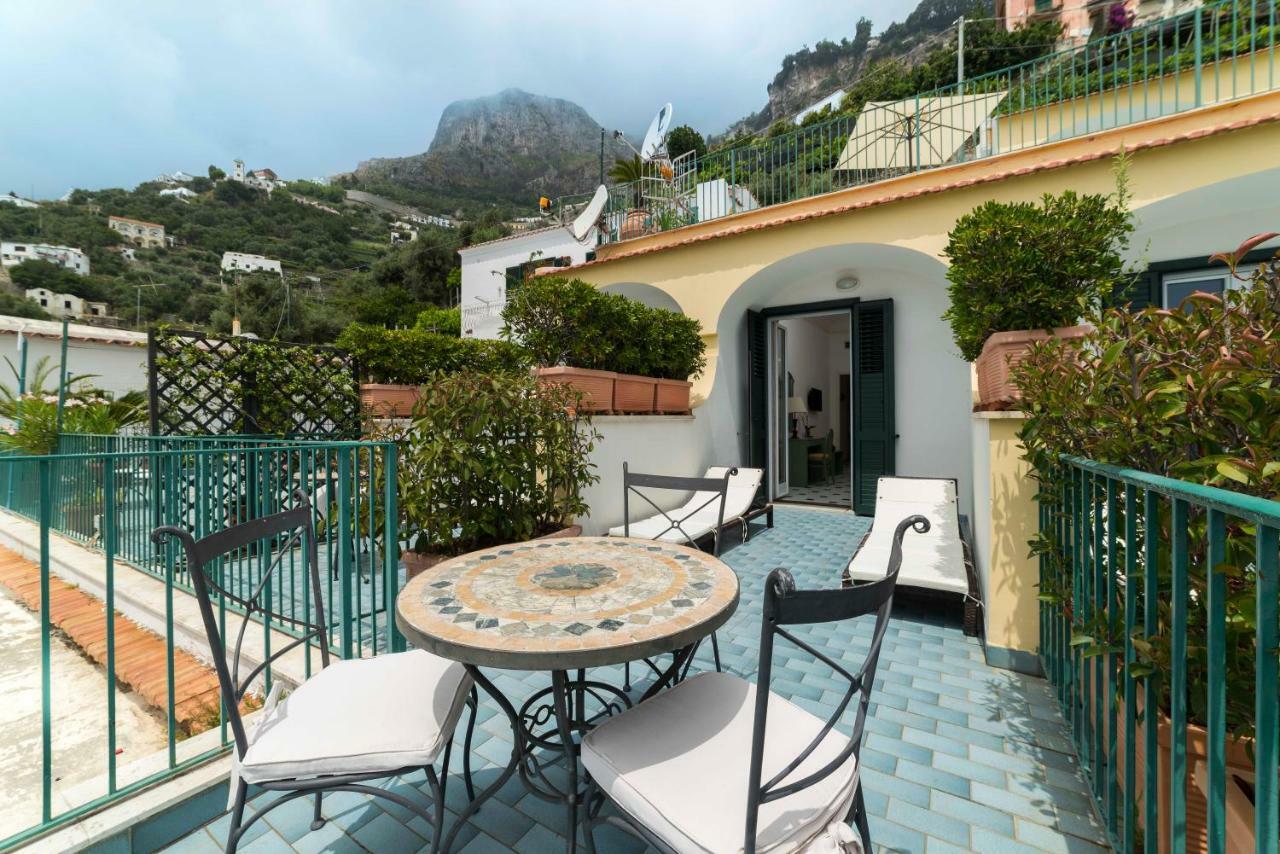 Hotel Il Nido Амалфи Екстериор снимка